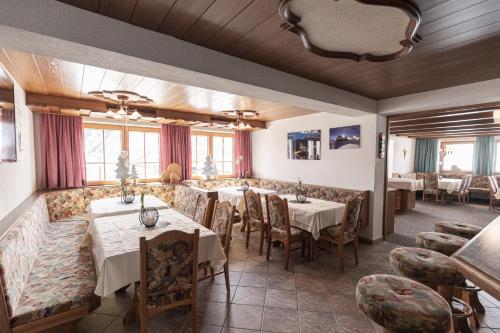 Fotografie z fotogalerie ubytování Hotel Garni Birkhahn v destinaci Galtür
