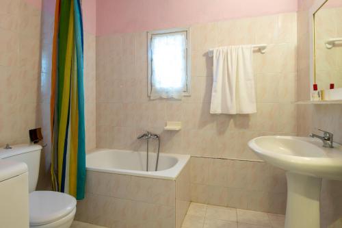 Ένα μπάνιο στο Bravita House