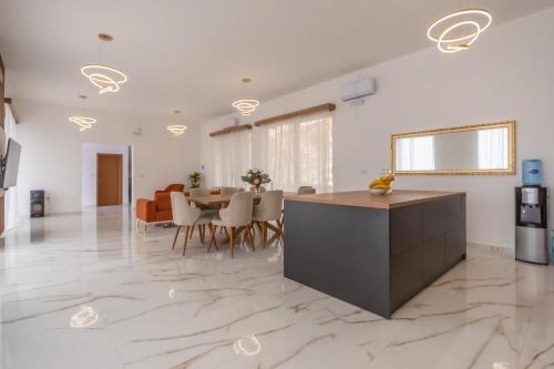 Gallery image of Villa La Reina in Bar