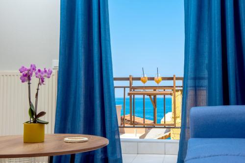 City centre with sea view apartment