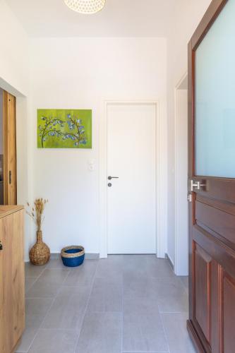 Φωτογραφία από το άλμπουμ του Bluebell House Halki στη Χάλκη