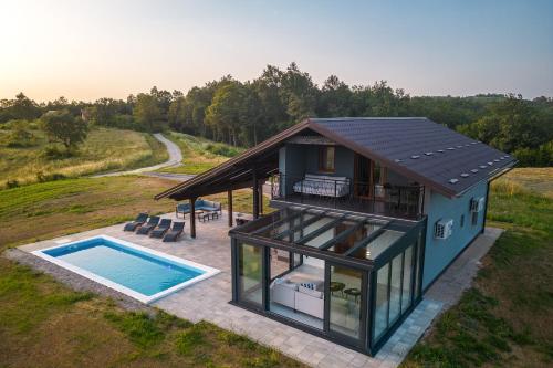 Villa Trn