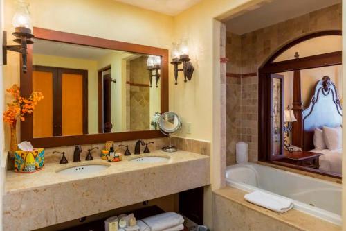 Amazing 1 BR Master Suite – Photos 5