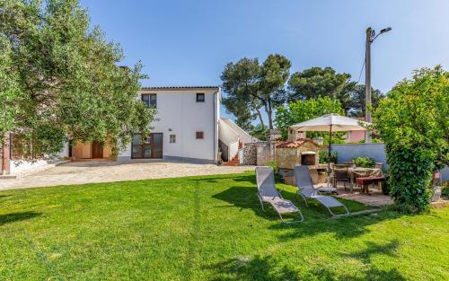 Apartments with parking space Banjole, Pula - 7036