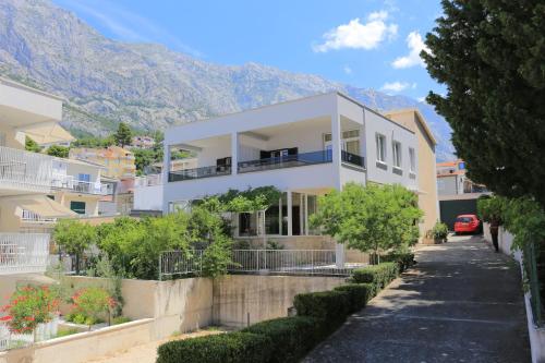 Apartments with parking space Baska Voda, Makarska - 6773