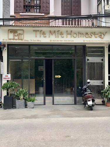 Η πρόσοψη ή η είσοδος του Tít Mít HomeStay