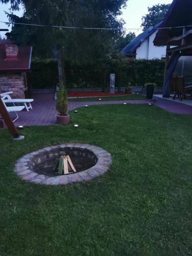 Κήπος έξω από το Domek nad jeziorem