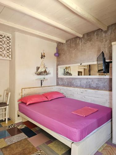 Letto o letti in una camera di Anthippi