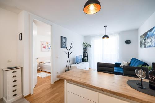 Apartment Lorenzo - cozy apartment with balcony & free parking