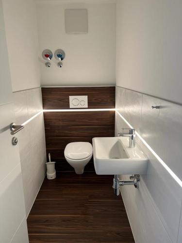 Un baño de Traunstein Apartment Aleksandra