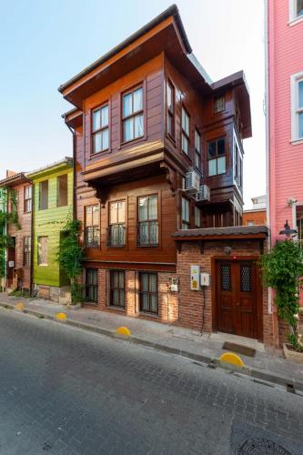 Foto Brown Mansion Oldcity 5