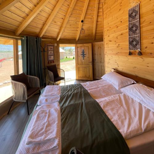 Una cama o camas en una habitación de Elestet