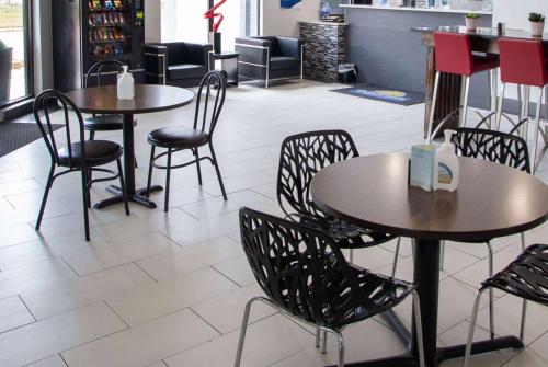 Posezení v ubytování Days Inn by Wyndham Amarillo - Medical Center