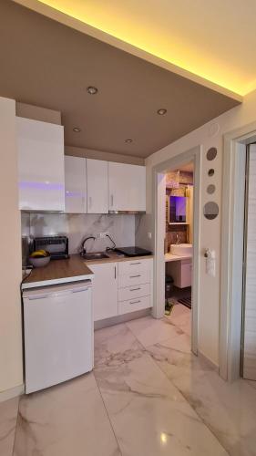 D&B Apartment 4