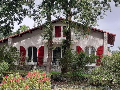Gallery image of Villa avec piscine in Capbreton