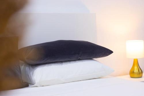 Postel nebo postele na pokoji v ubytování QUARTO PRIVADO LUXO