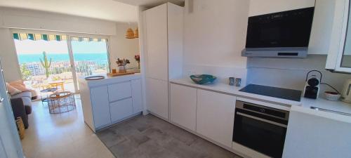 Vue mer à couper le souffle - nouveau entièrement rénové photo 29