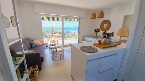Vue mer à couper le souffle - nouveau entièrement rénové photo 7