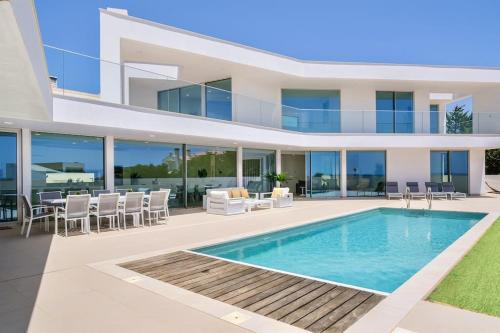 Bazén v ubytování Ocean view Architectural Modern Villa nebo v jeho okolí