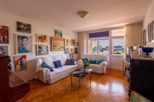 AMAZING VIEW NEAR THE CITY CENTER