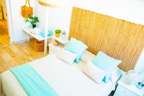 Postel nebo postele na pokoji v ubytování Vibesol Pool Heated House