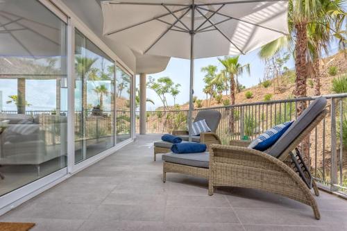 Seaview Luxury 2 Bedrooms Apt in Reserva del Higueron
