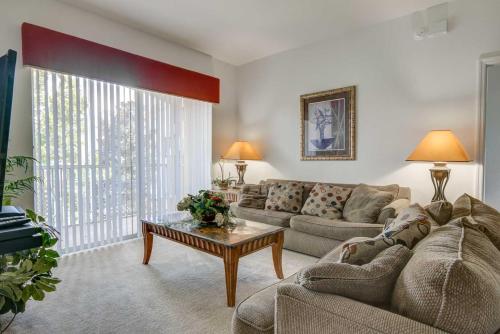 A seating area at Martins Windsor Hills Condo