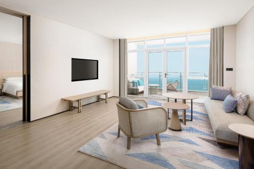 TV a/nebo společenská místnost v ubytování Sheraton Beihai Resort