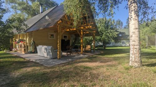 Zahrada ubytování Intsikurmu veski saunamaja - sauna inclusive