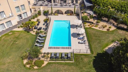 Piscina di Logis Hôtel Restaurant Aloe o nelle vicinanze