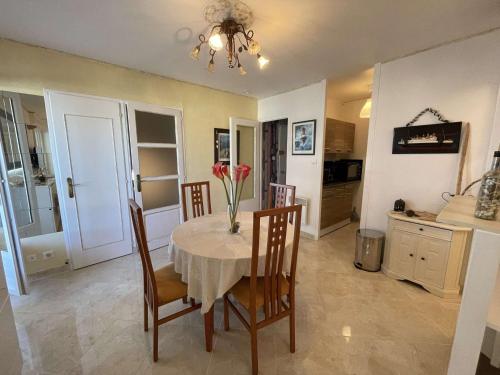 Appartement spacieux 4 pers, balcon, vue mer, proche plage, parking, ménage inclus - FR-1-224C-116