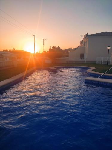 Apartamento a 250 metros de Playa Deveses - Piscina y Relax Denia