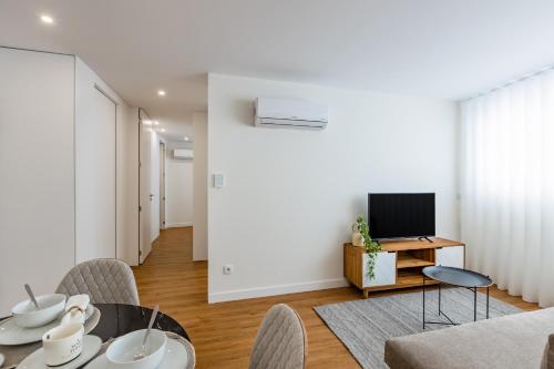 Pestana Apartments - In city center, Modern, New and Cozy