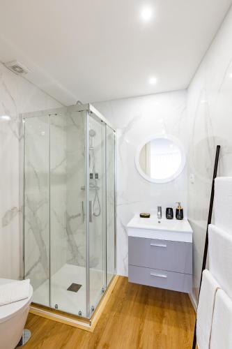 Pestana Apartments - In city center, Modern, New and Cozy