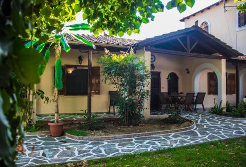 Gallery image of Platamon village house in Platamonas
