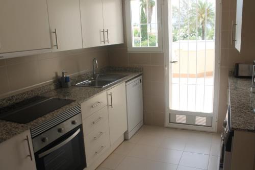 Apartamento a 250 metros de Playa Deveses - Piscina y Relax Denia