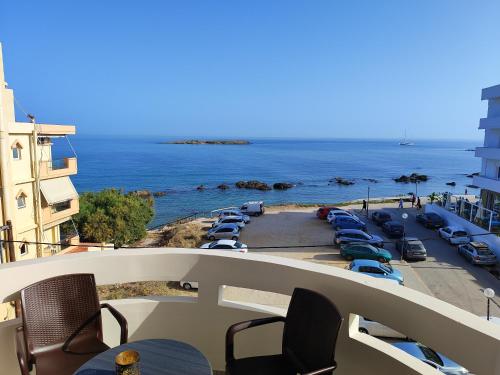 THALIA APARTMENTS CHANlA