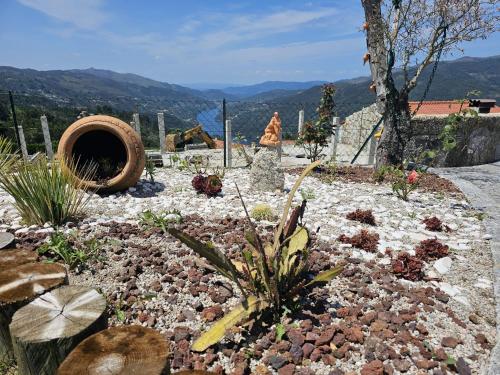 Foto dalla galleria di Casa do Iteiro a Caniçada