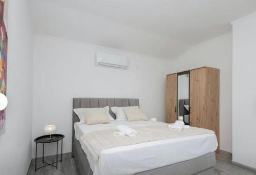 Ένα ή περισσότερα κρεβάτια σε δωμάτιο στο Villa- Rest for the soul!