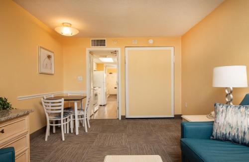 Grande Shores Ocean Resorts Condominiums photo 89