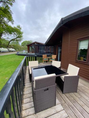 Balkón nebo terasa v ubytování Cozy Loch Lomond Lodge 27, Rowardennan