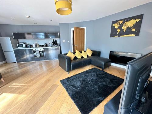 Fantastic and modern city centre flat with FREE parking! photo 12