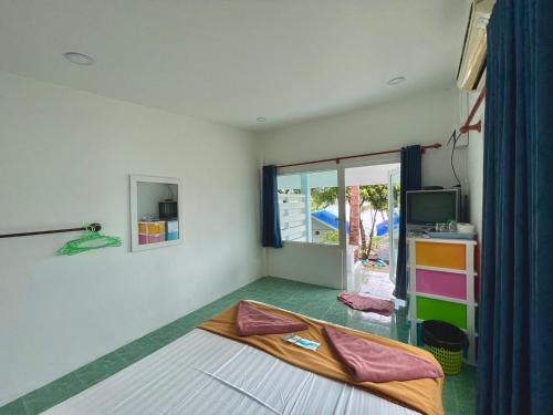 Gallery image of Naiharn On The Rock Resort Phuket in Nai Harn Beach