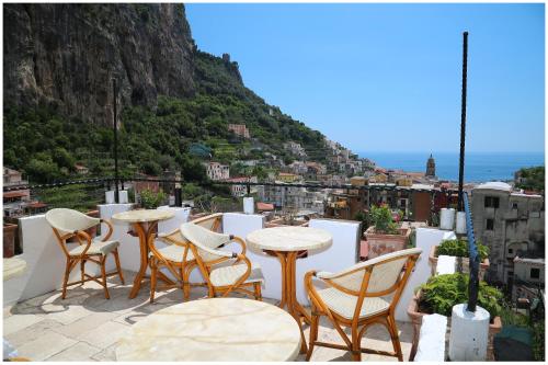 Foto dalla galleria di Villa Lara Hotel ad Amalfi