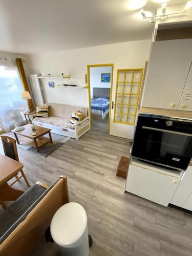 Logement cosy, situé entre ciel et mer