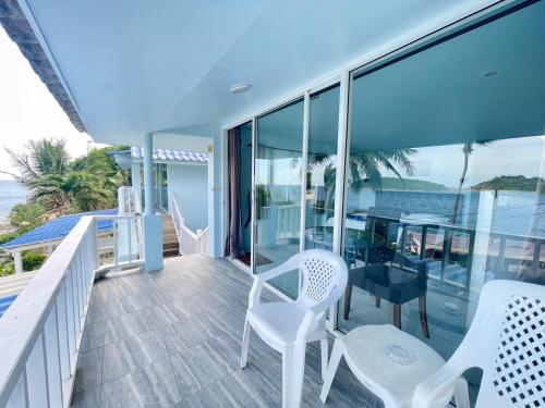 Gallery image of Naiharn On The Rock Resort Phuket in Nai Harn Beach