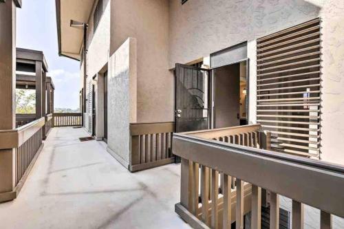 Балкон или терраса в Kailua Village, Ocean View, AC, King Bed, Lanai, Pool, In Unit Laundry