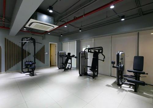 Fitness center at/o fitness facilities sa HHomes - Serene 1 Bedroom Nice view & Pool GYM BBQ at Masteri Thao Dien District 2