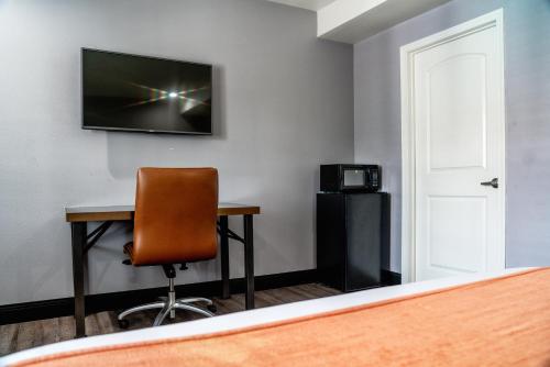 LYFE INN & SUITES by AGA - LAX Airport Image