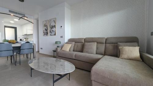 SUNSET CLIFFS stylish apartment photo 6
